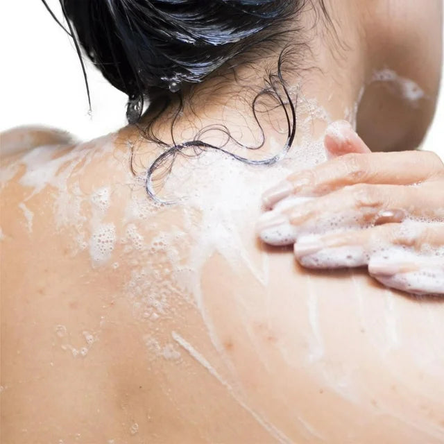 Neutrogena Body Clear Acne Body Wash - Maximum Strength Salicylic Acid, Vitamin C - Oil Free - Pink Grapefruit Scent, 250 mL